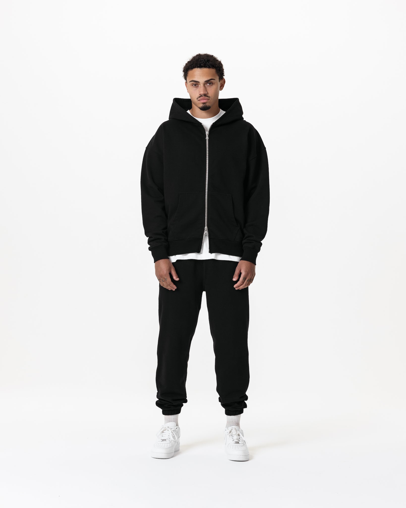 Core Zip Hoodie – Black