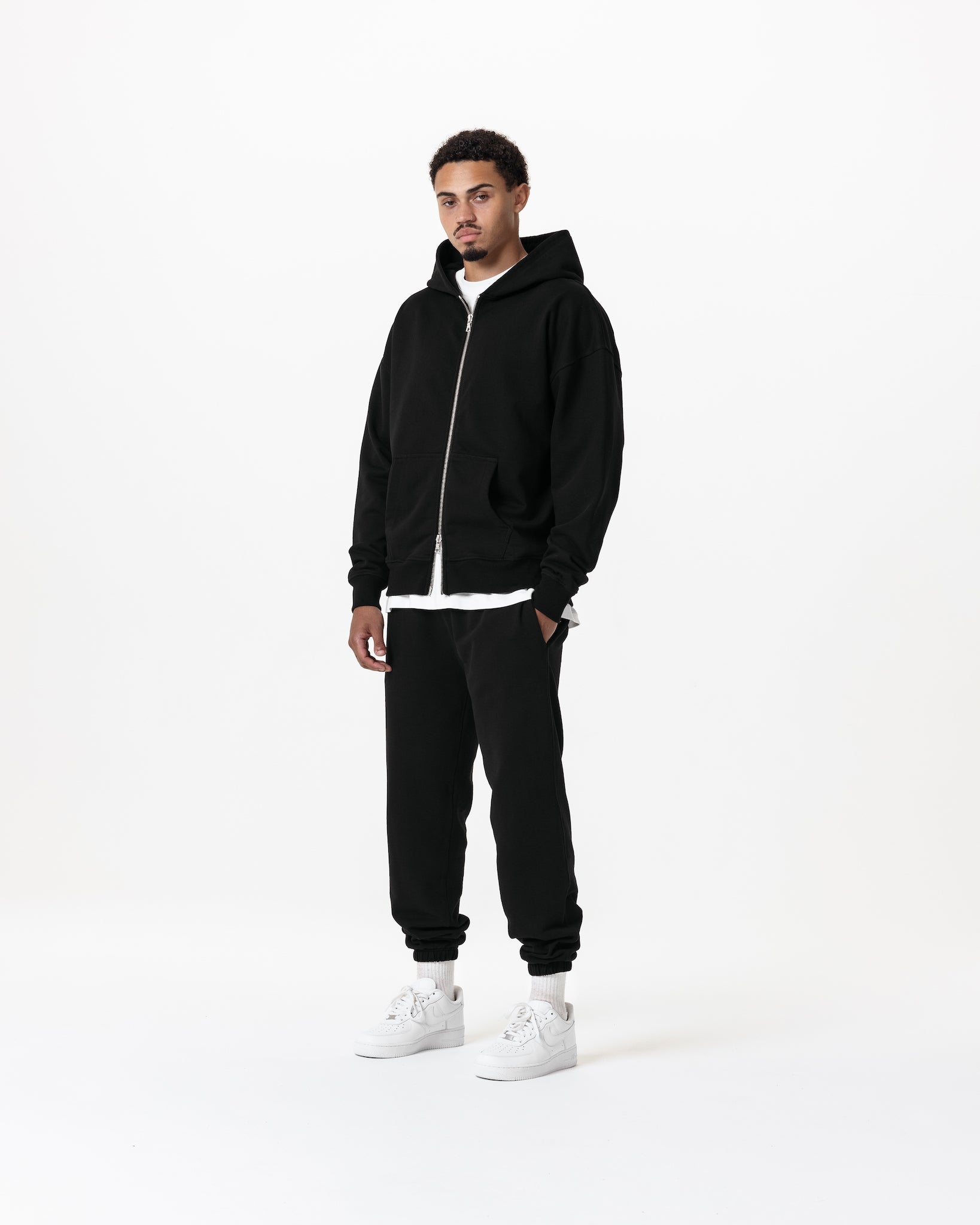 Core Zip Hoodie – Black