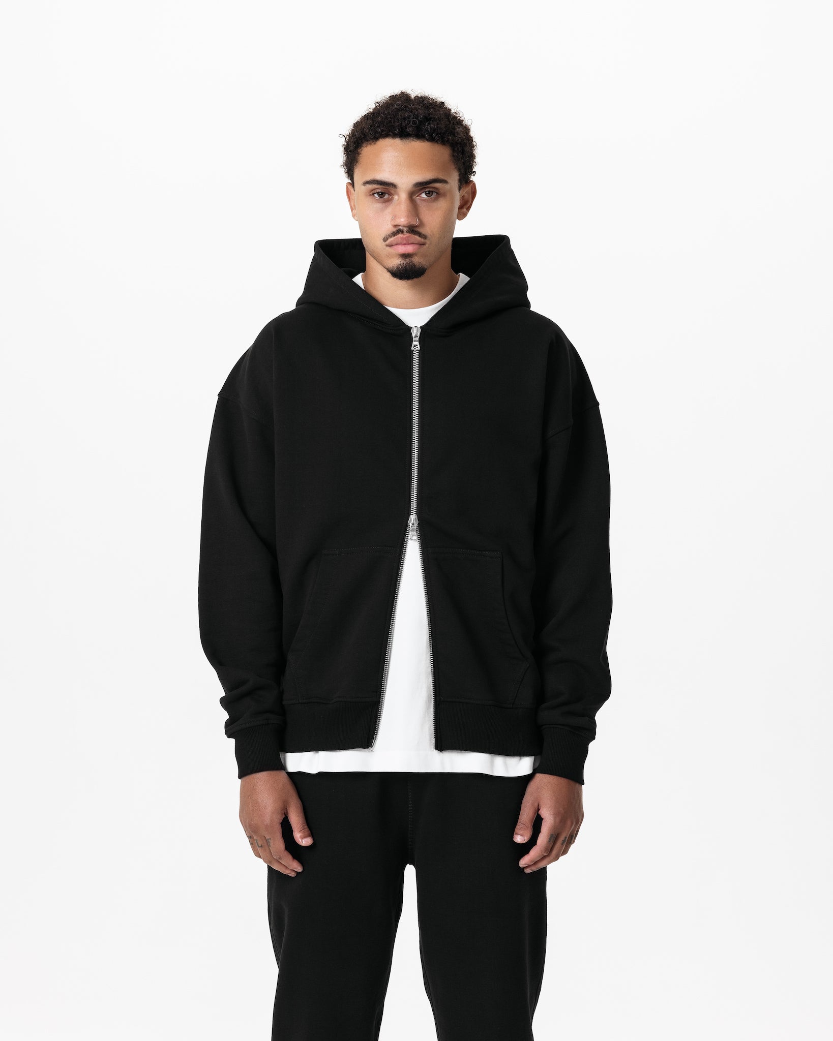 Core Zip Hoodie – Black